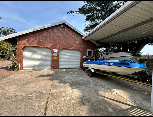 4 BEDROOM HOUSE FOR SALE IN MEER EN SEE